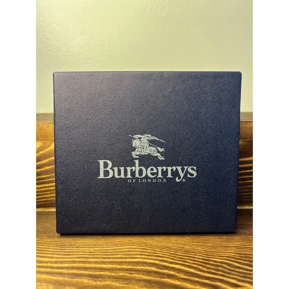 Burberrys of London Vintage Tan Leather Bifold Wallet with Box‎